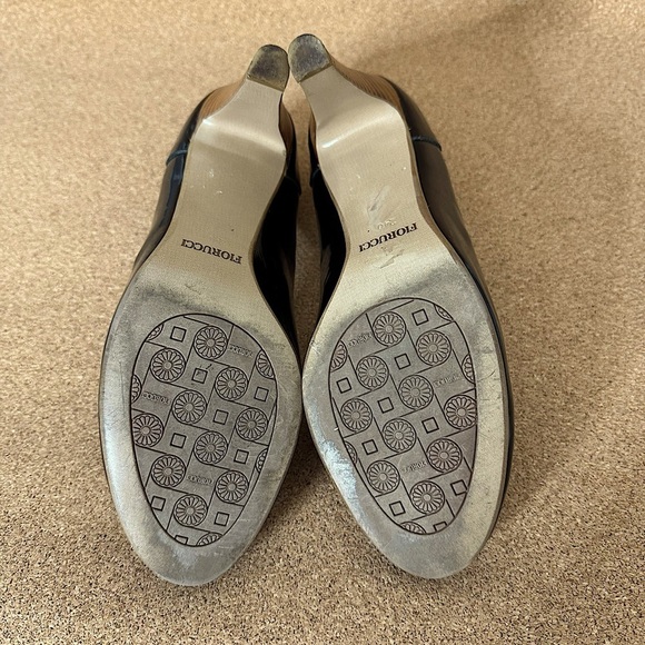 Fiorucci Black Patent Leather Heels - Picture 15 of 16